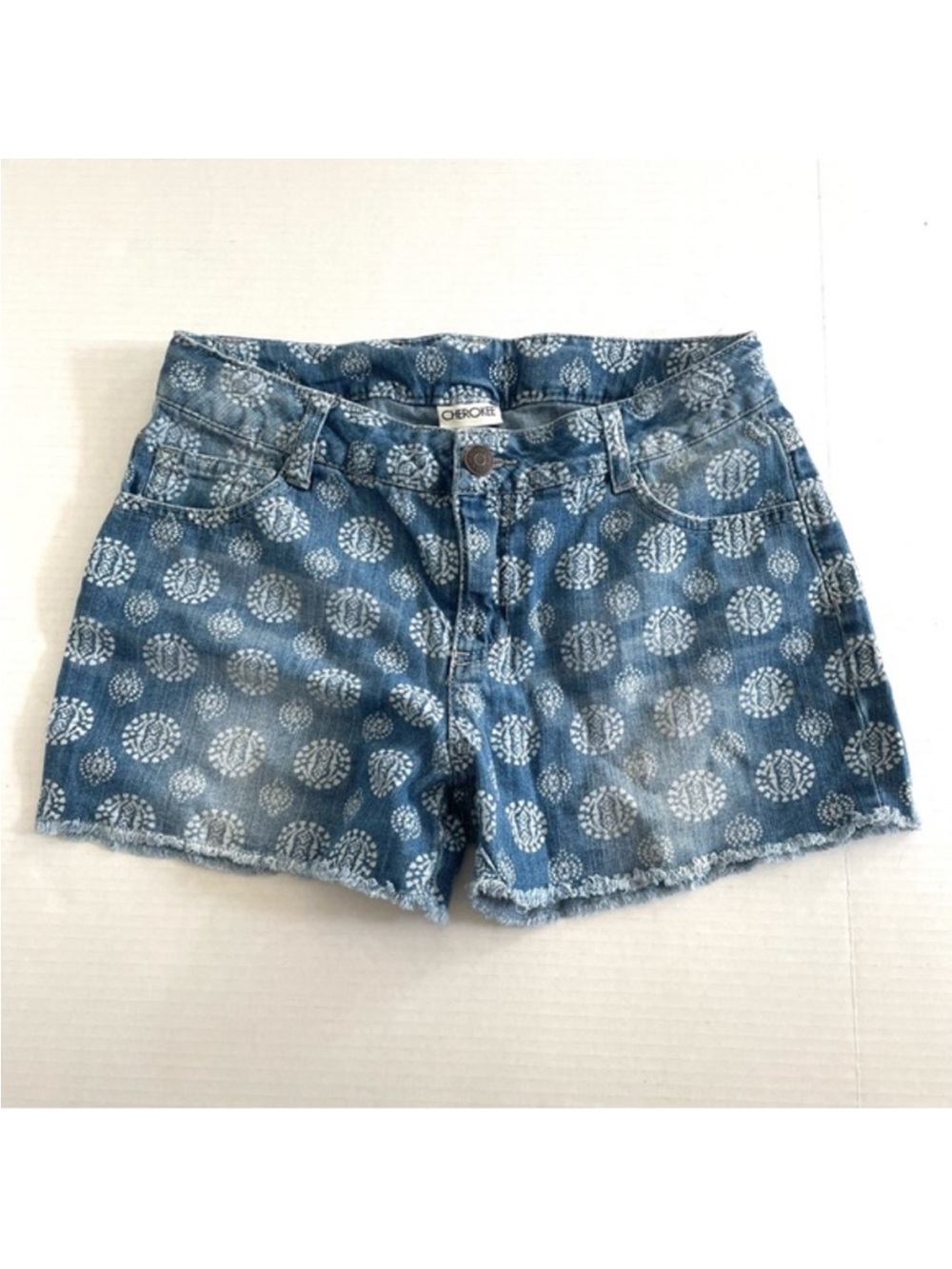 Jean Shorts Denim Mandala Pattern Print Big‎ kid size XL(14/16) or Women’s S